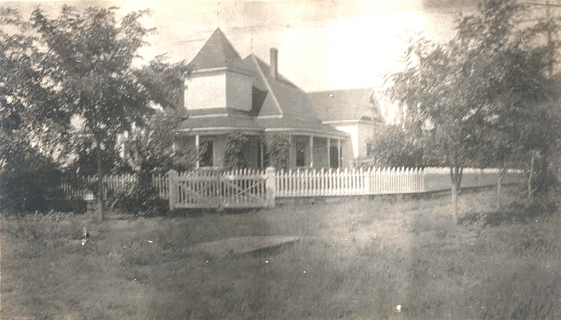 Wm Ward, Designed and built by R M Leonard - Wm Ward, Designed and built by R M Leonard.JPG Wm Ward, Designed and built by R M Leonard.JPG