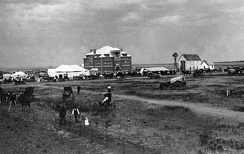 The first Swisher County Picnic was held in 1890 and is presently held the third weekend of July every year in Tulia. the two-story white building to the right of the brick school building is the Masonic Hall which was previously used as the first schoolhouse in Tulia. picnic3.jpg
